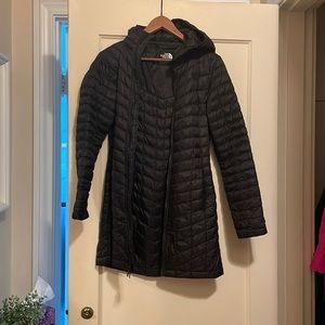 Black Women’s north face jacket